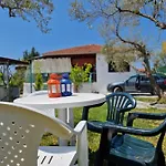 Dream In Chalkidiki 2 Bedroom With Garden 펜션 *
